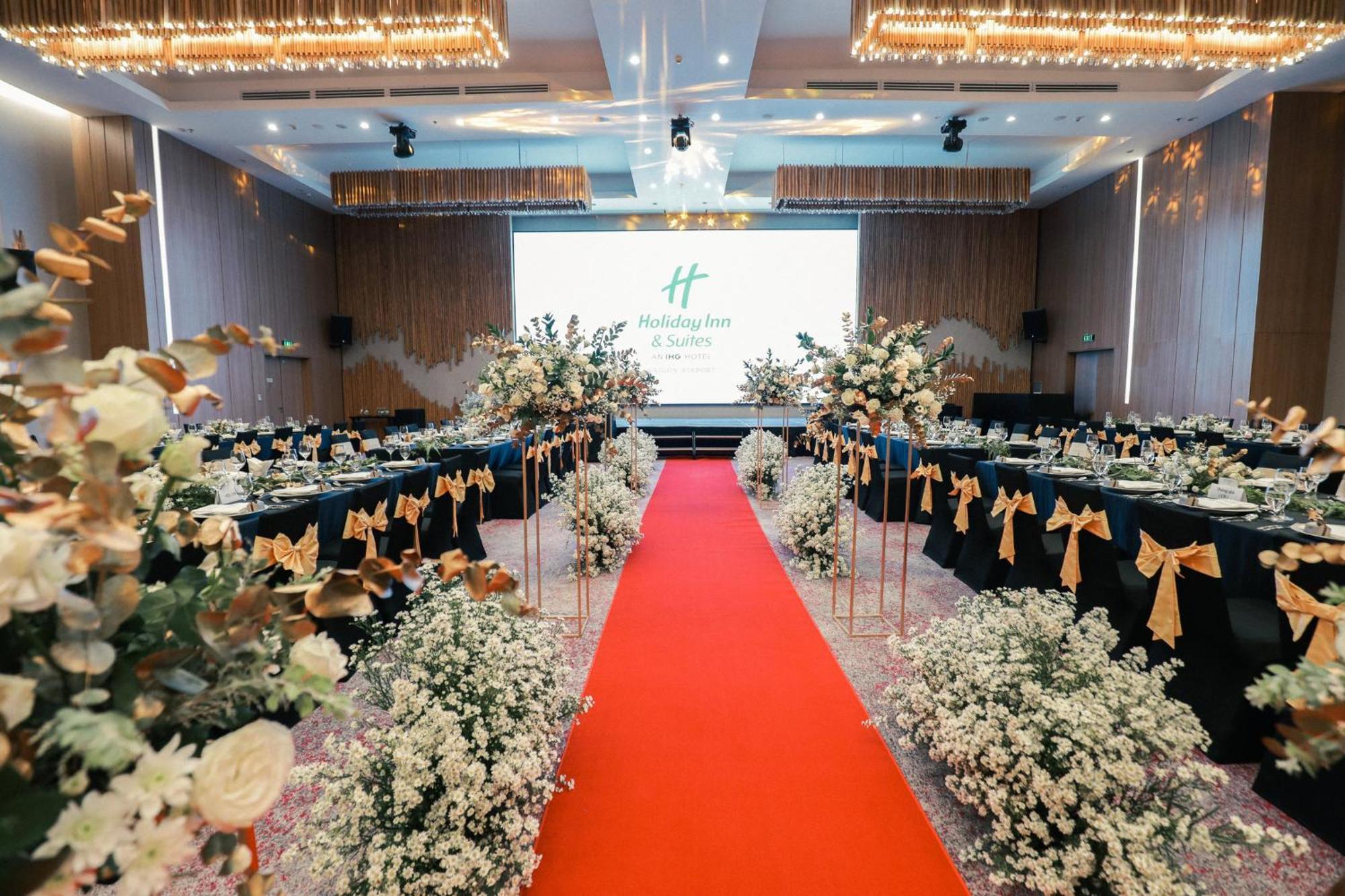 Holiday Inn & Suites Saigon Airport By Ihg Ciudad Ho Chi Minh  Exterior foto