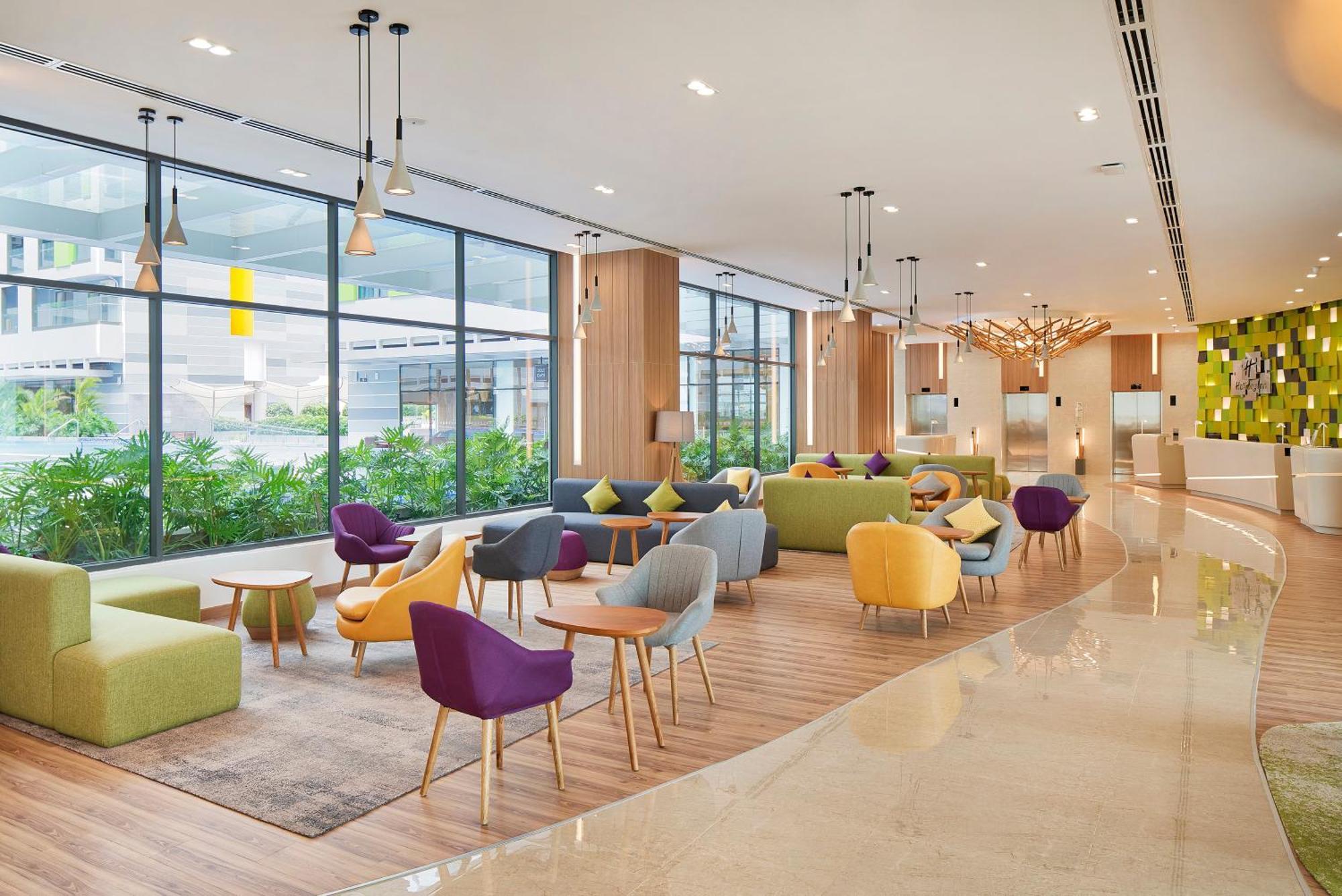 Holiday Inn & Suites Saigon Airport By Ihg Ciudad Ho Chi Minh  Exterior foto